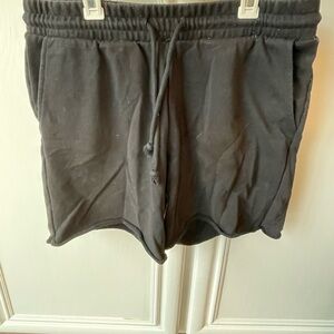 Men’s Medium H and M shorts